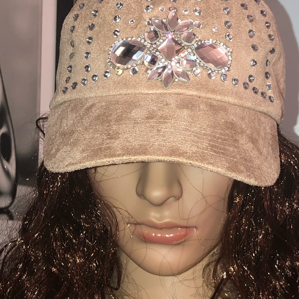 Taupe baseball cap
